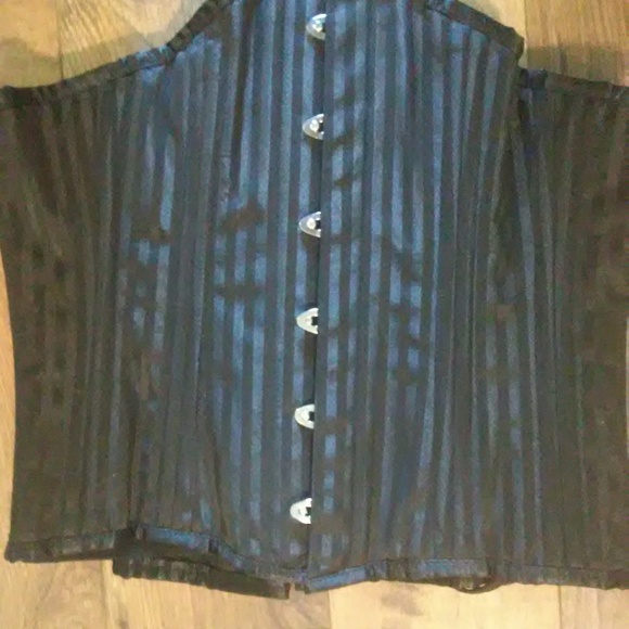 Ladies Lace Up Strong Corset - Picture 3 of 4